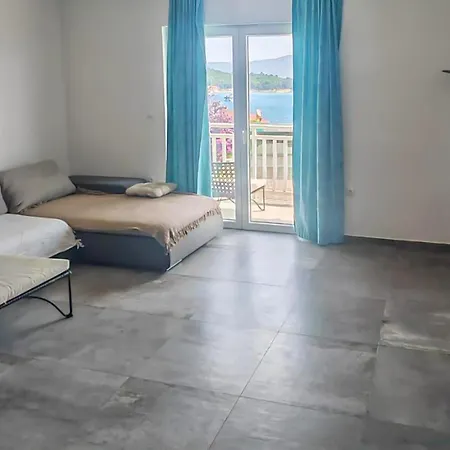 Apartamento Lovely In Lumbarda With House Sea View *