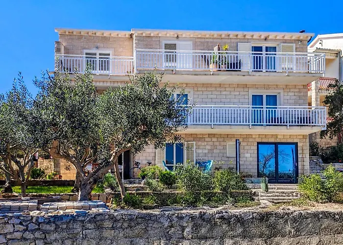 Appartamento 2 Bedroom Gorgeous In Lumbarda *