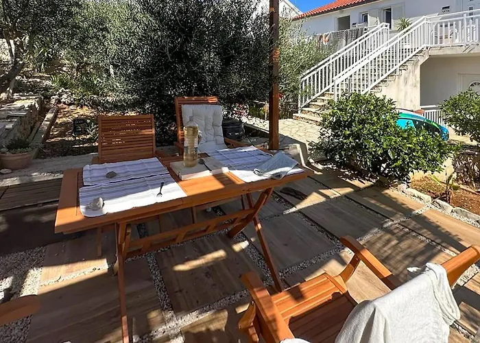 Appartamento 2 Bedroom Gorgeous In Lumbarda *