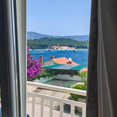 Apartman 2 Bedroom Gorgeous In Lumbarda Korcula Town